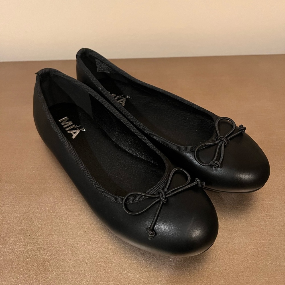 Mia Kids Flats